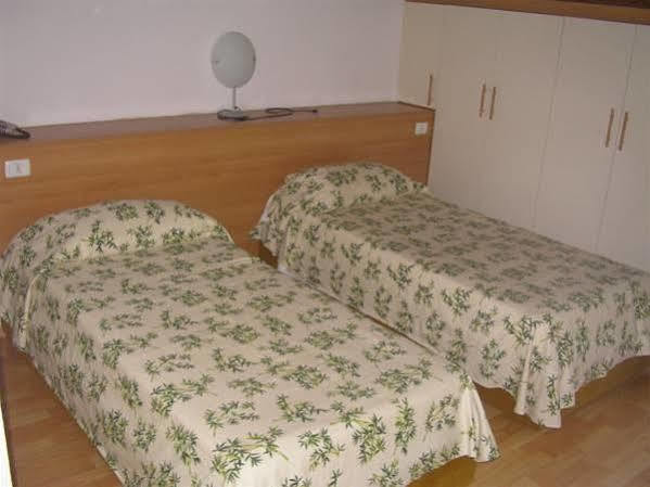 Hotel Oasi Múggia Dış mekan fotoğraf