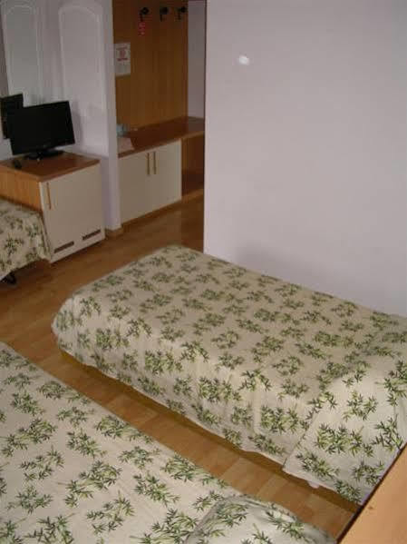 Hotel Oasi Múggia Dış mekan fotoğraf