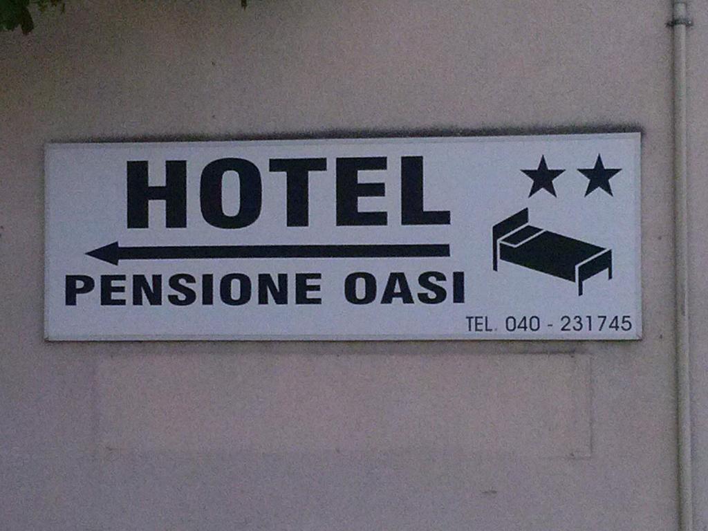 Hotel Oasi Múggia Dış mekan fotoğraf